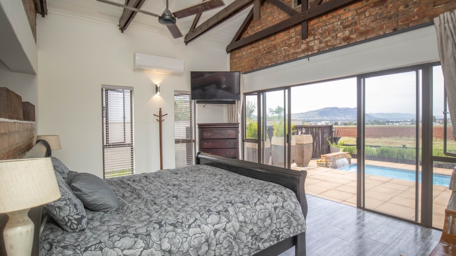 To Let 3 Bedroom Property for Rent in The Coves North West